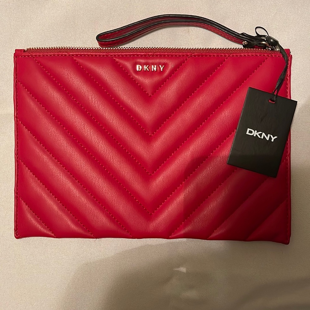DKNY WRISTLET
